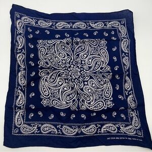 Vintage Navy Blue Paisley Bandanna/Bandana Scarf